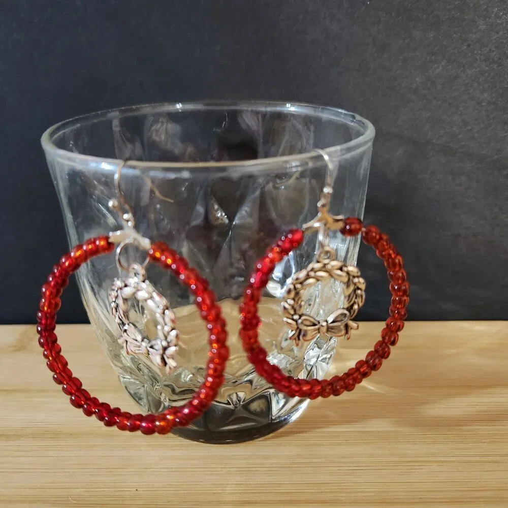 Hand Crafted Pierced Earrings Hoop Christmas Wreath Red Silver